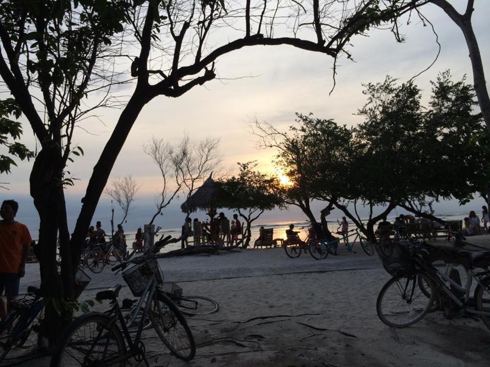 Pantai Karang